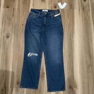 NEW Abercrombie and Fitch Ankle Straight Ultra High Rise Jeans Women’s 4S/27